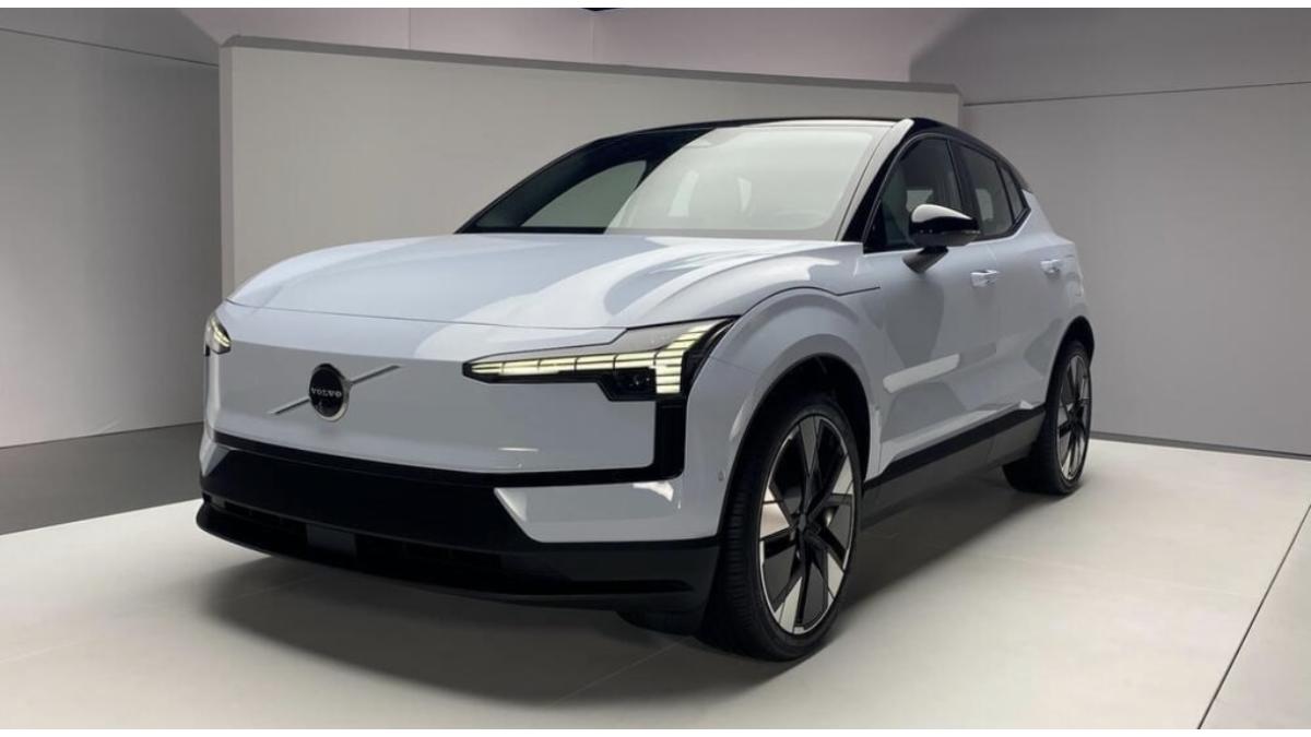 Volvo EX30 2025