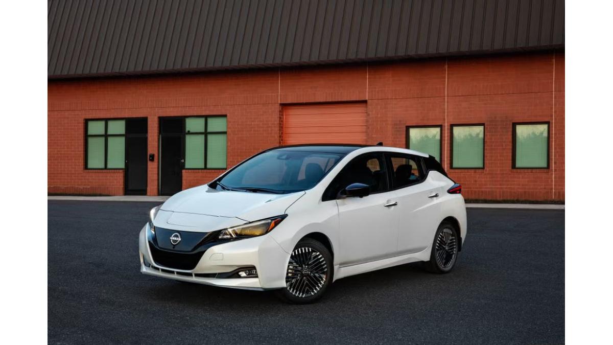 2025 Nissan Leaf